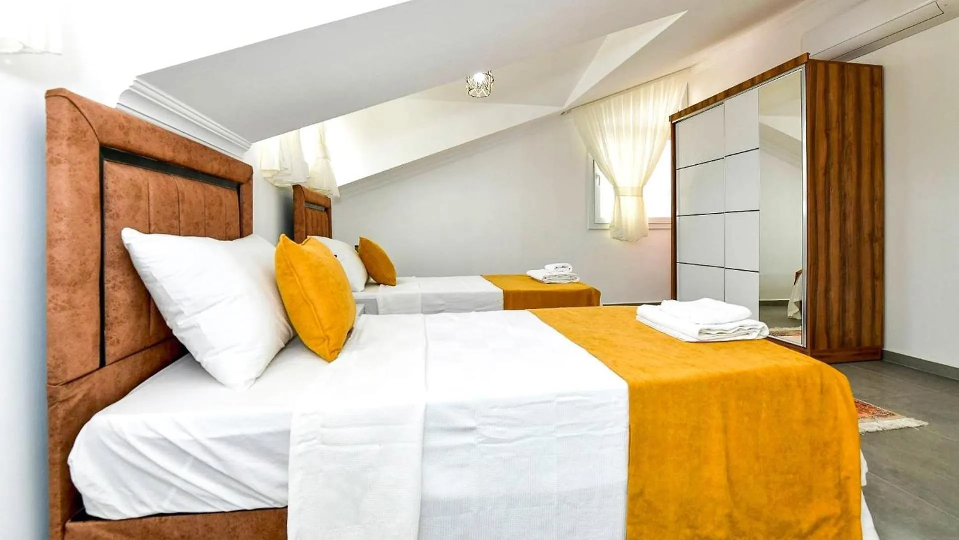 Fethiye 4 Bedroom Villa - 5847