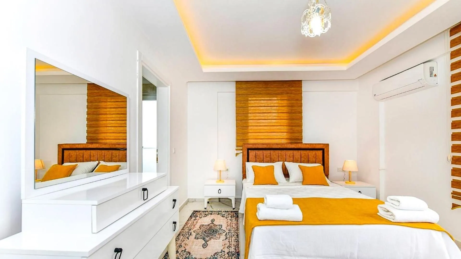 Fethiye 4 Bedroom Villa - 5847